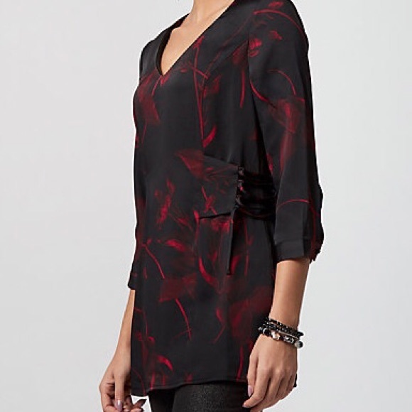 Floral Corset-Waist Tunic Blouse - Picture 4 of 11